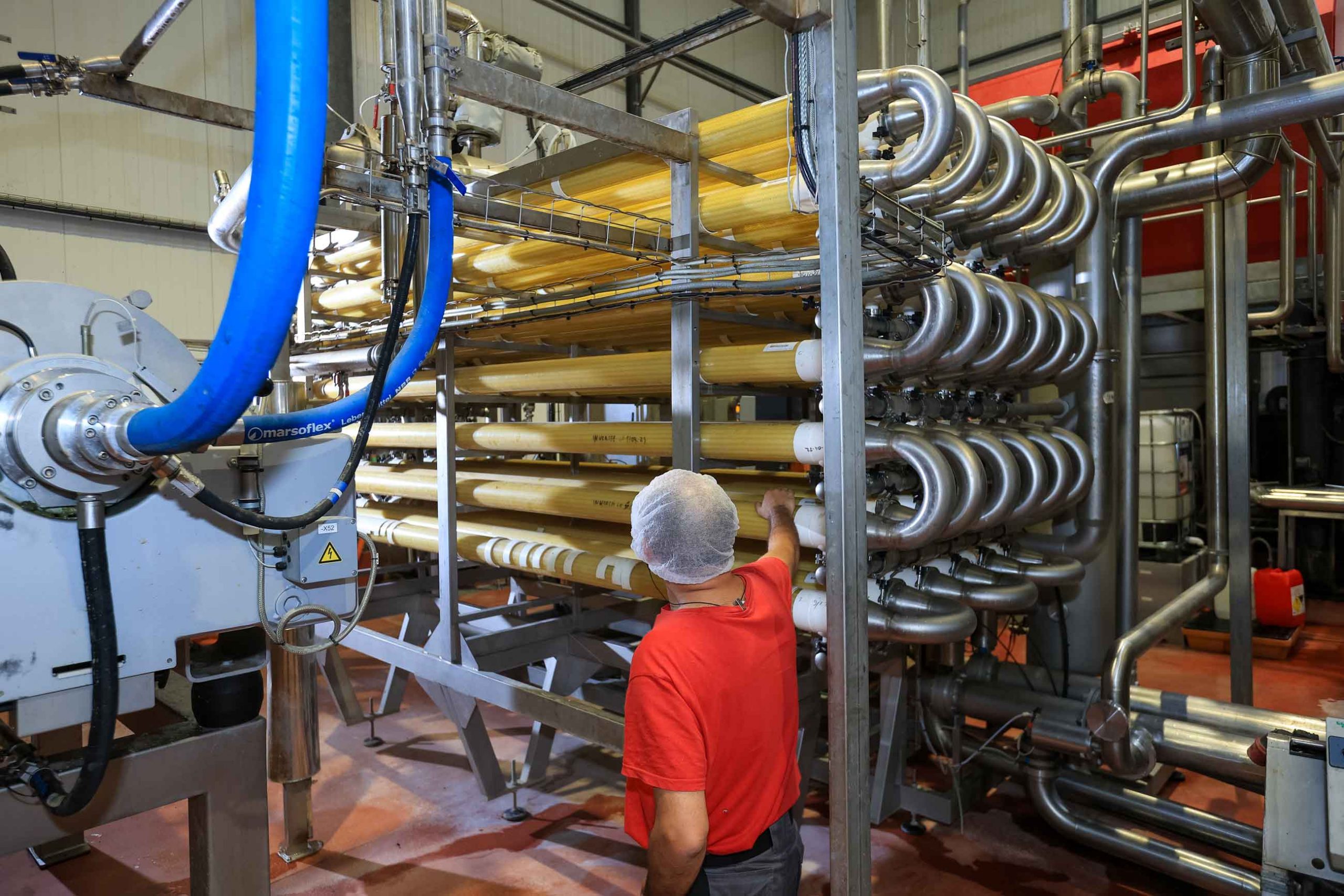 Photographie d'un technicien de maintenance chez Foulon Sopagly, leader de l'industrie agroalimentaire à Mâcon